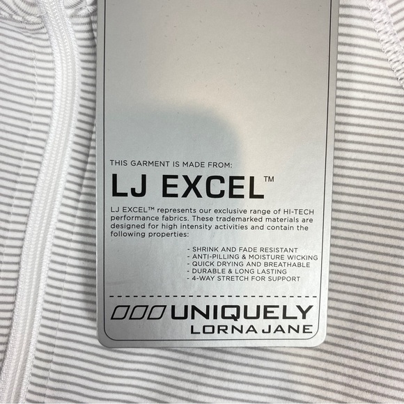 NEW Lorna Jane Unwind Zip Through Activewear Top XS Quick Dry Thumb Holes NWT - Picture 3 of 14